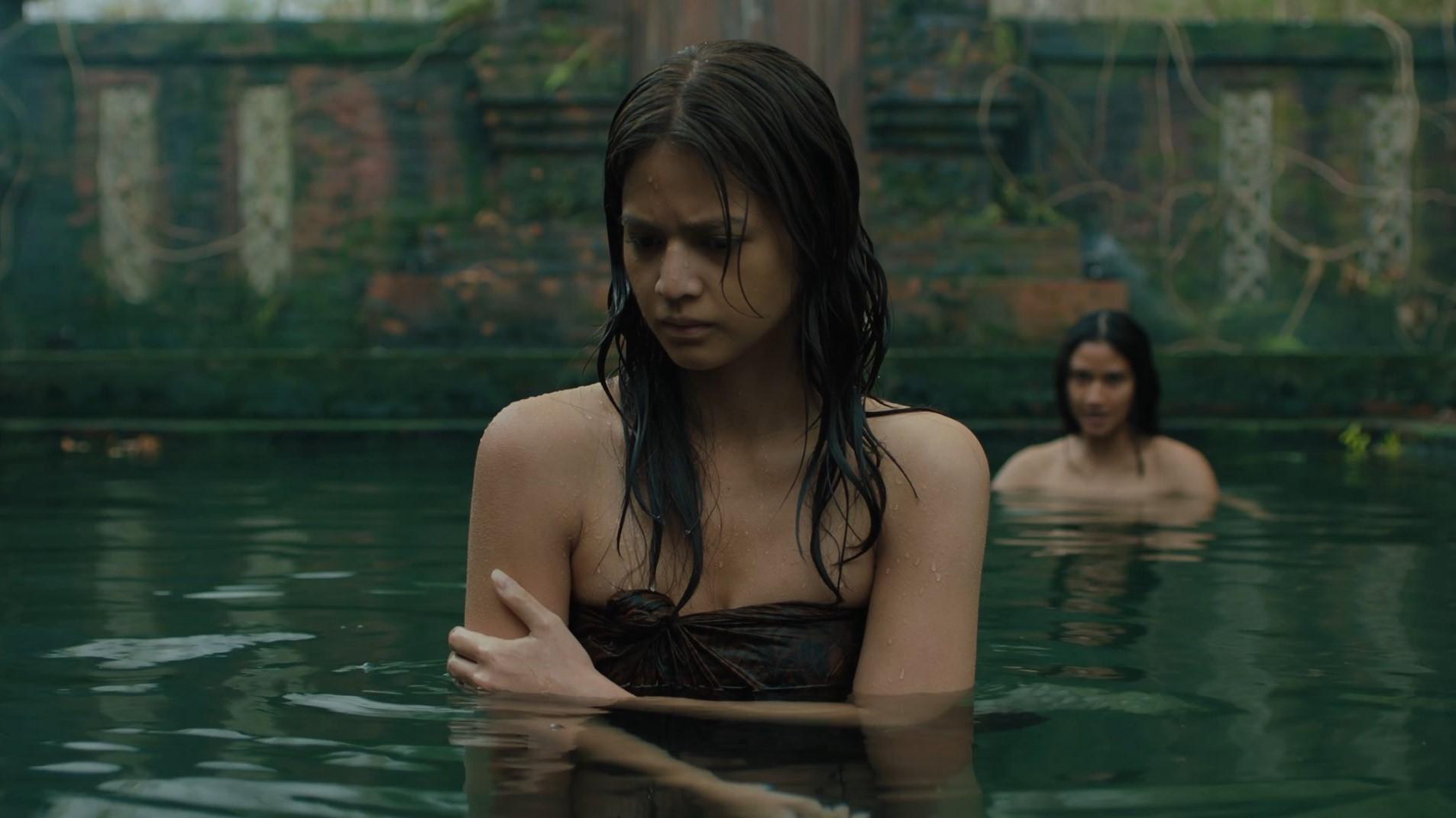 Dancing Village: The Curse Begins Background