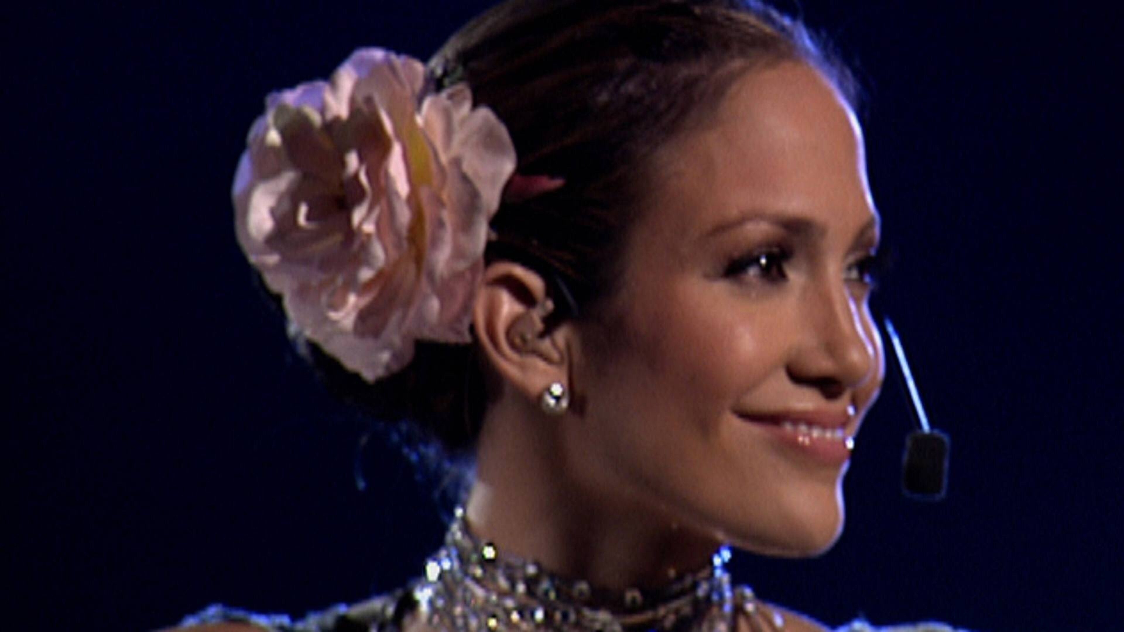 Jennifer Lopez: Let's Get Loud Background