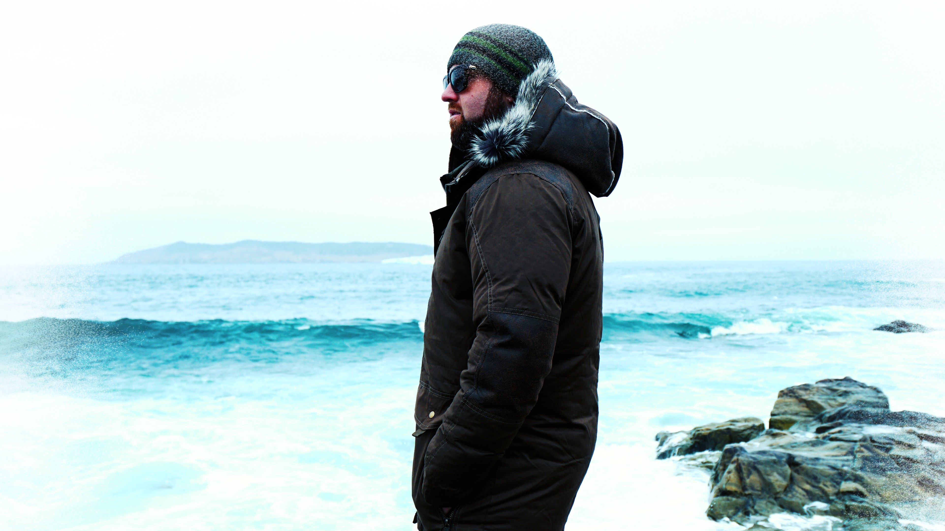 Extinct or Alive Background