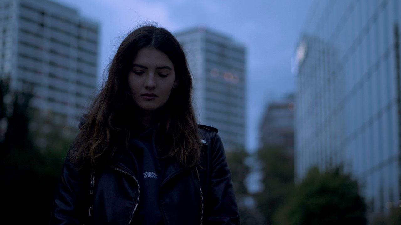 Every Rose Has Its Thorn Background