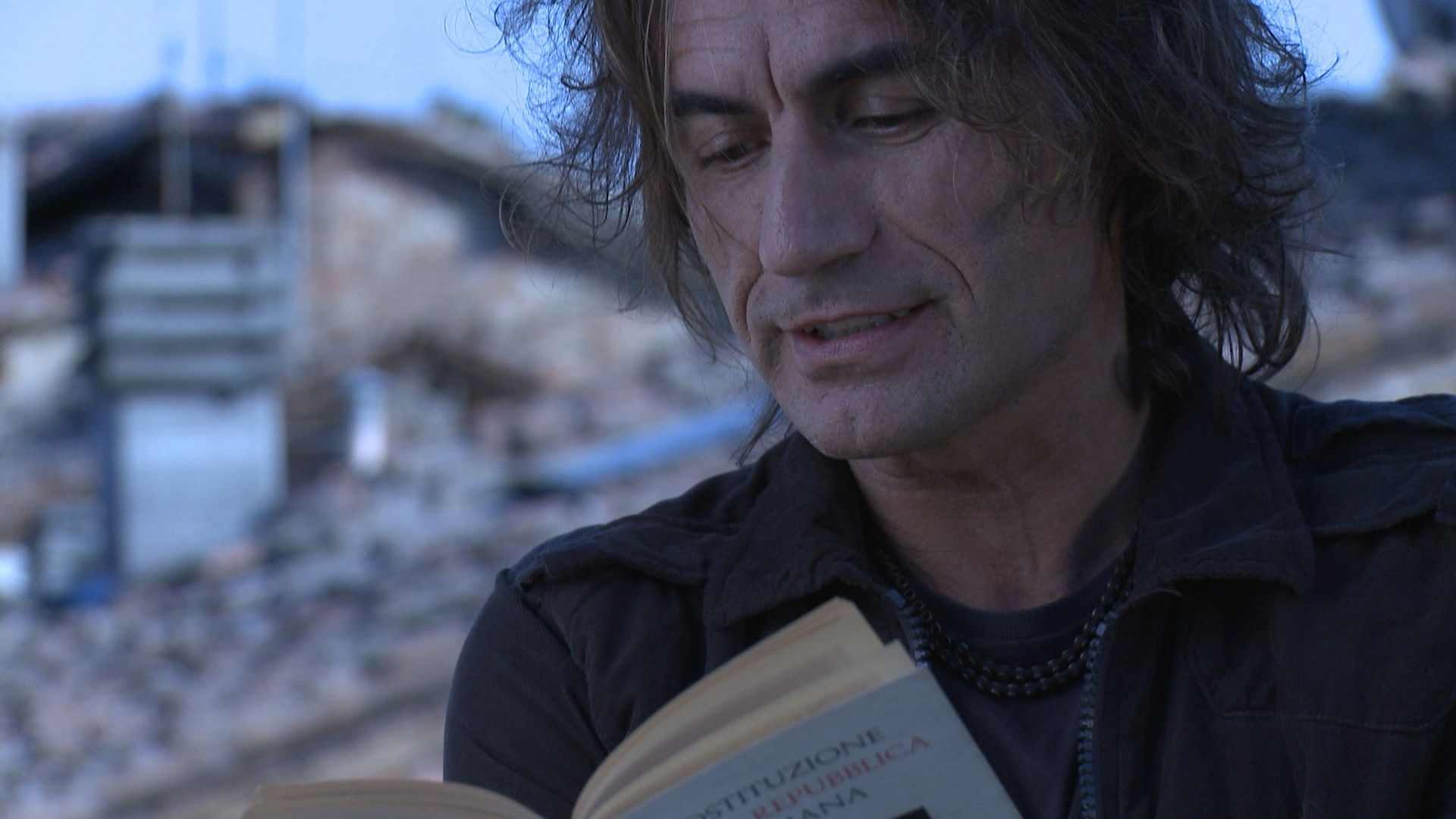 Niente paura Background