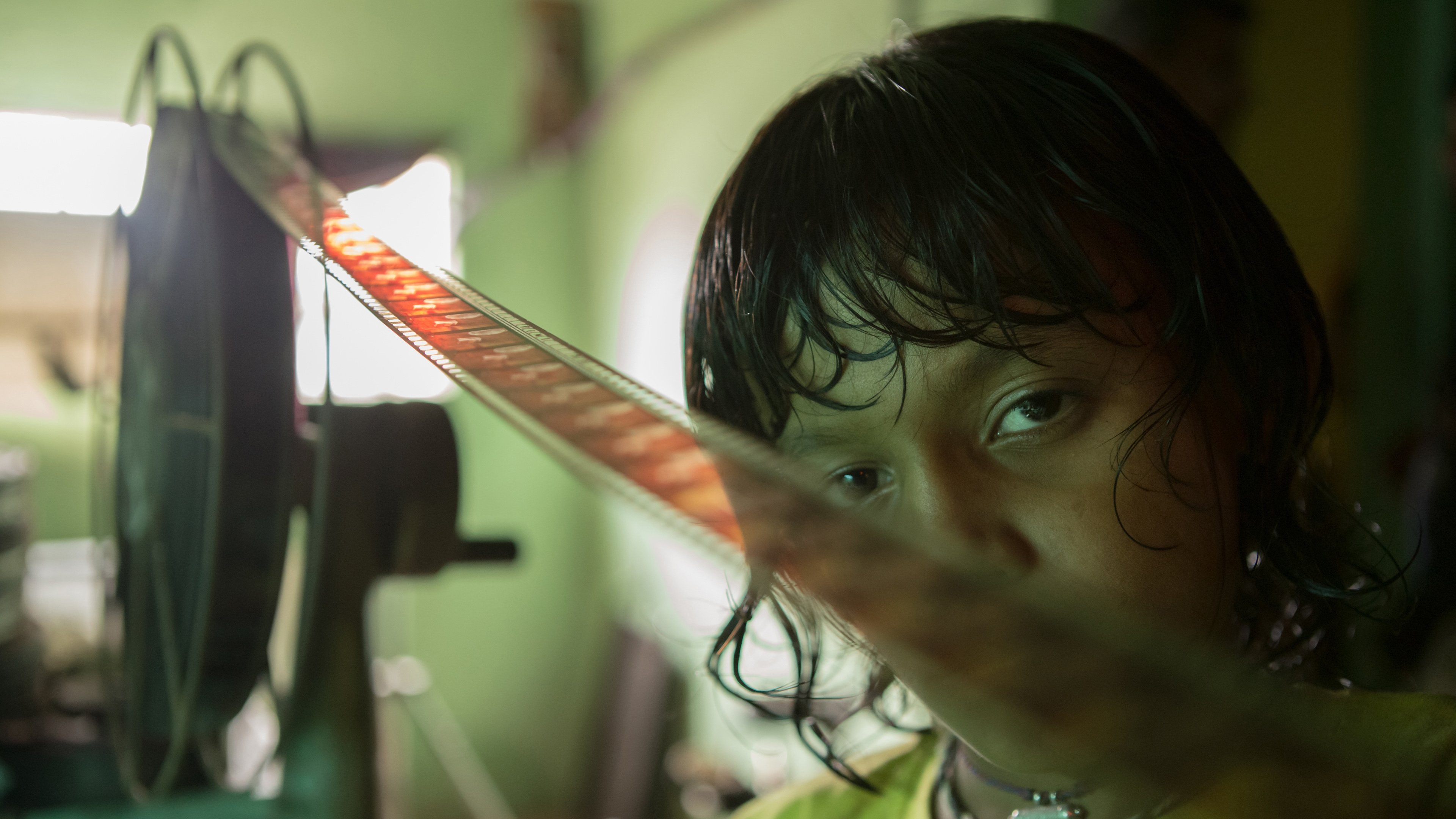 Last Film Show Background