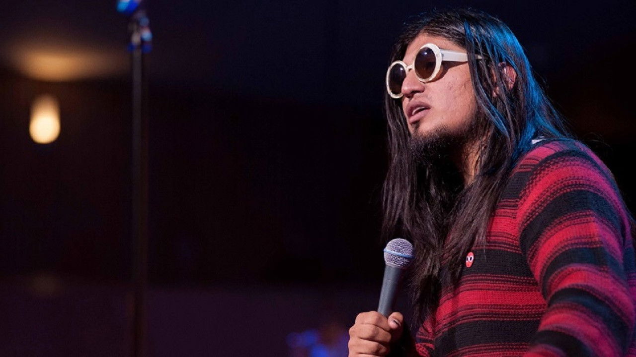 Carlos Ballarta: el amor es de putos Background