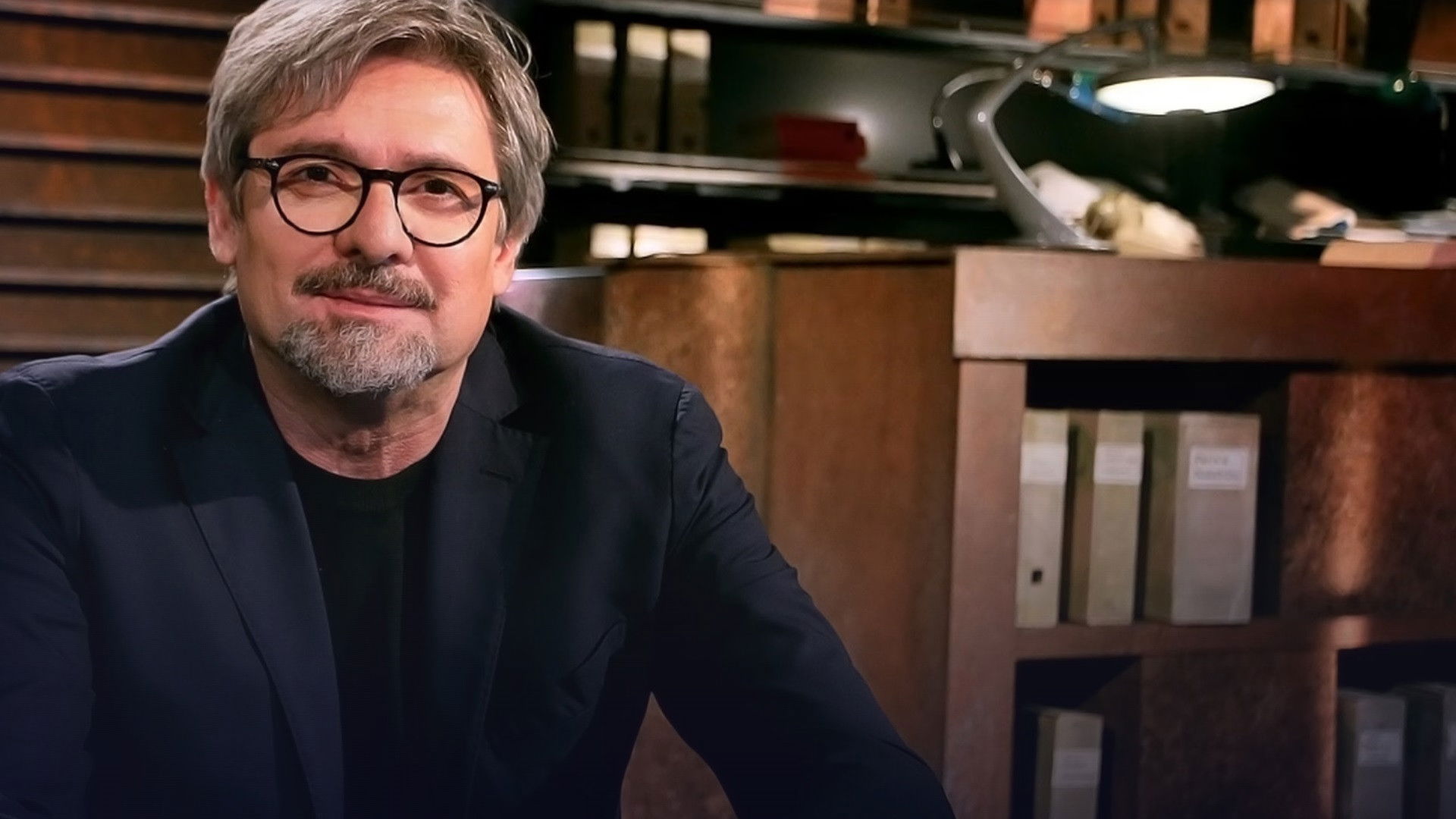 Detectives - Casi risolti e irrisolti Background