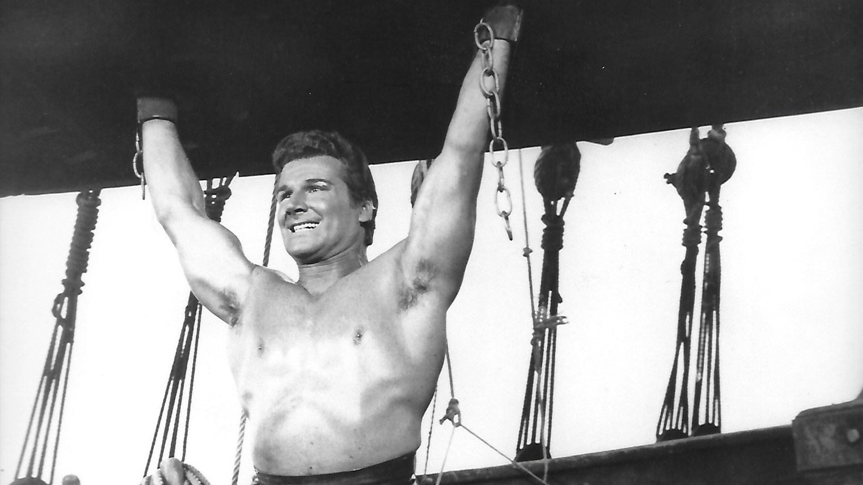 Hercules and the Pirates Background