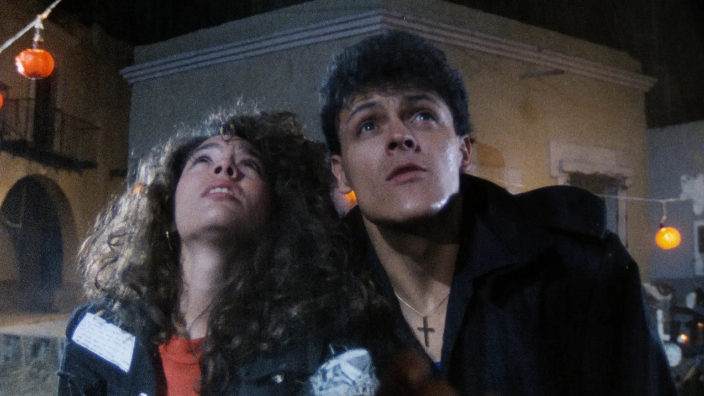 Vacaciones de terror 2: Cumpleaños diabólico Background