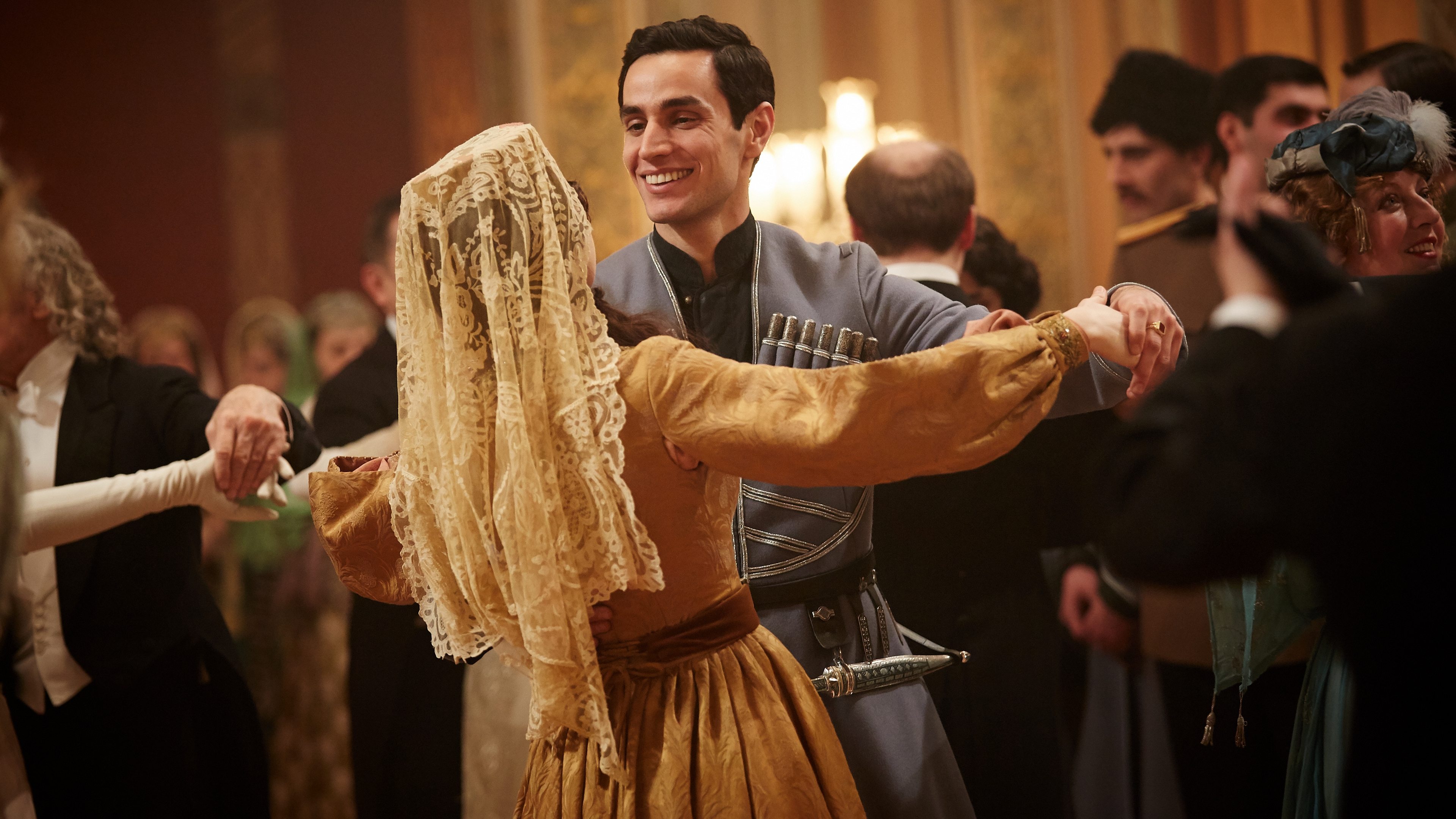 Ali and Nino Background