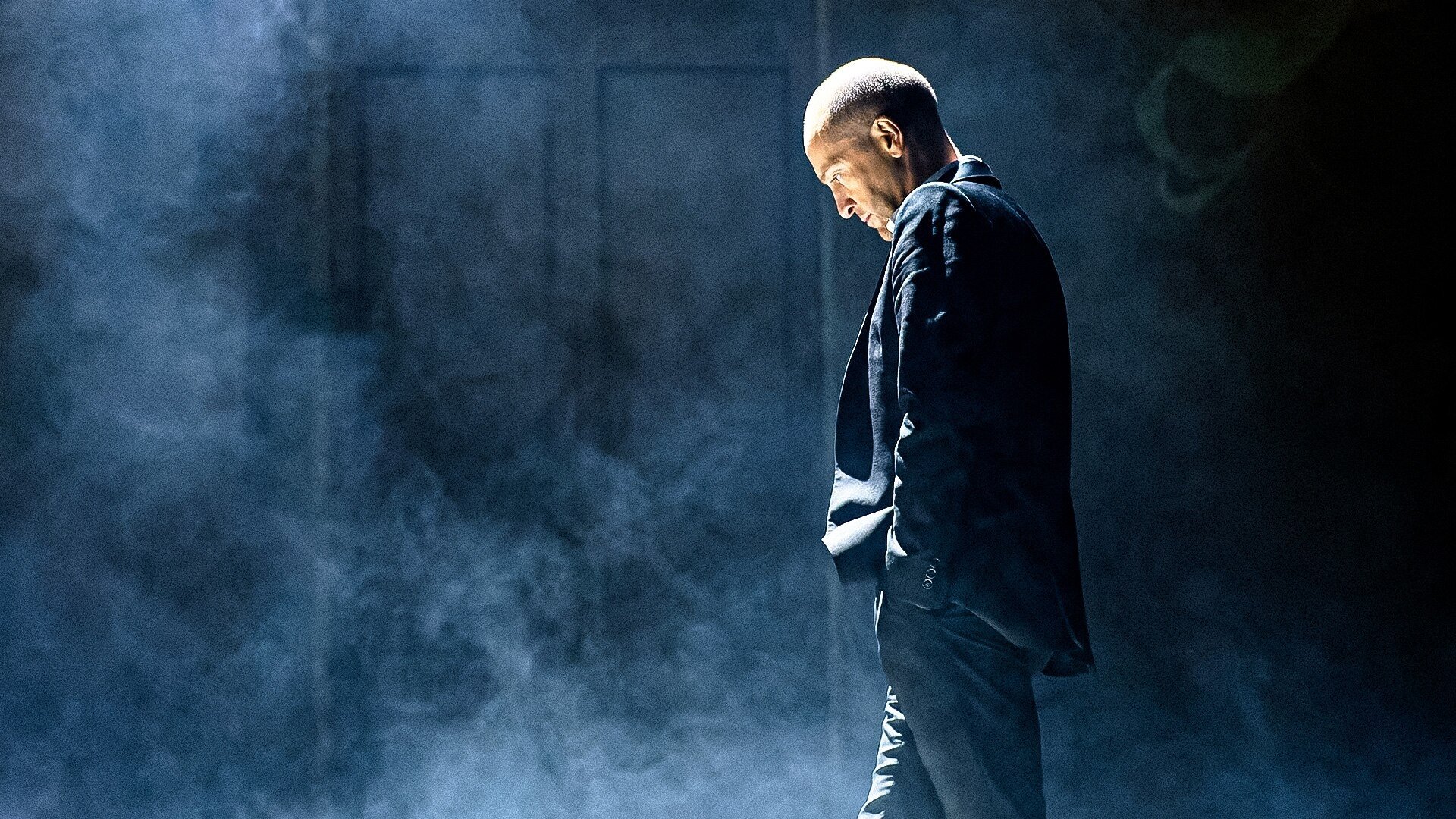 Derren Brown: Showman Background