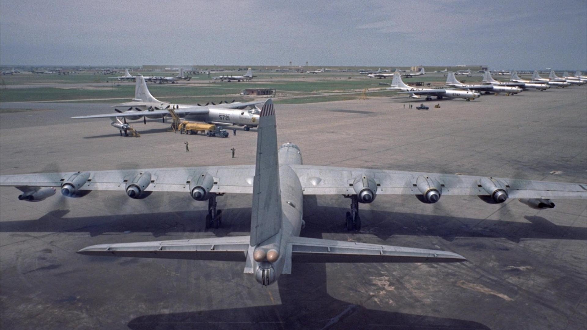 Strategic Air Command Background