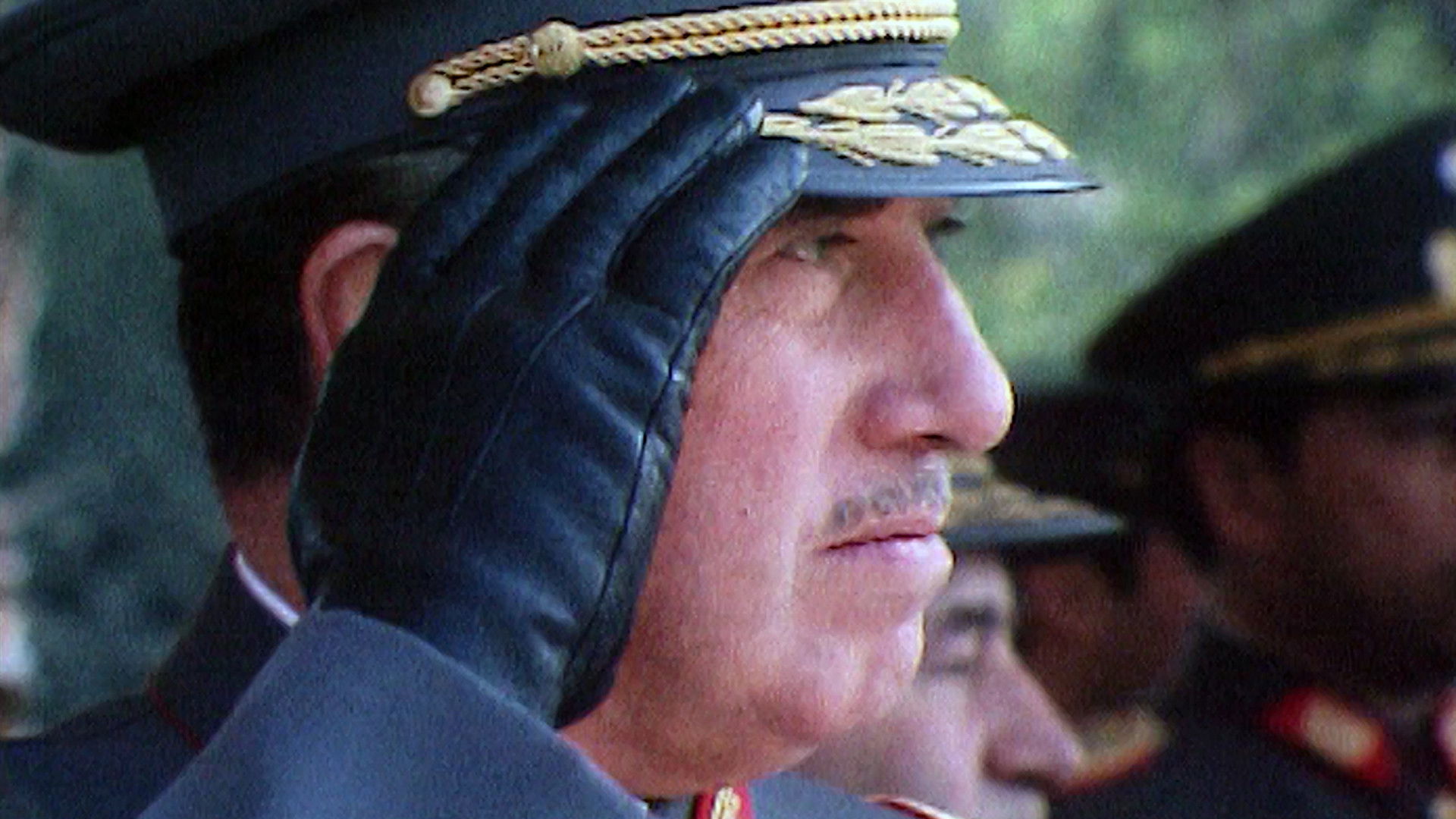 Chile: Order Work Obedience Background