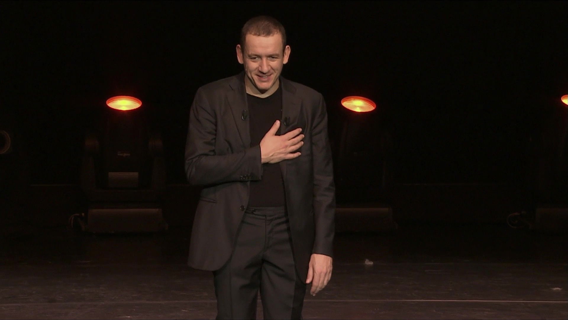 Dany Boon - Trop stylé Background