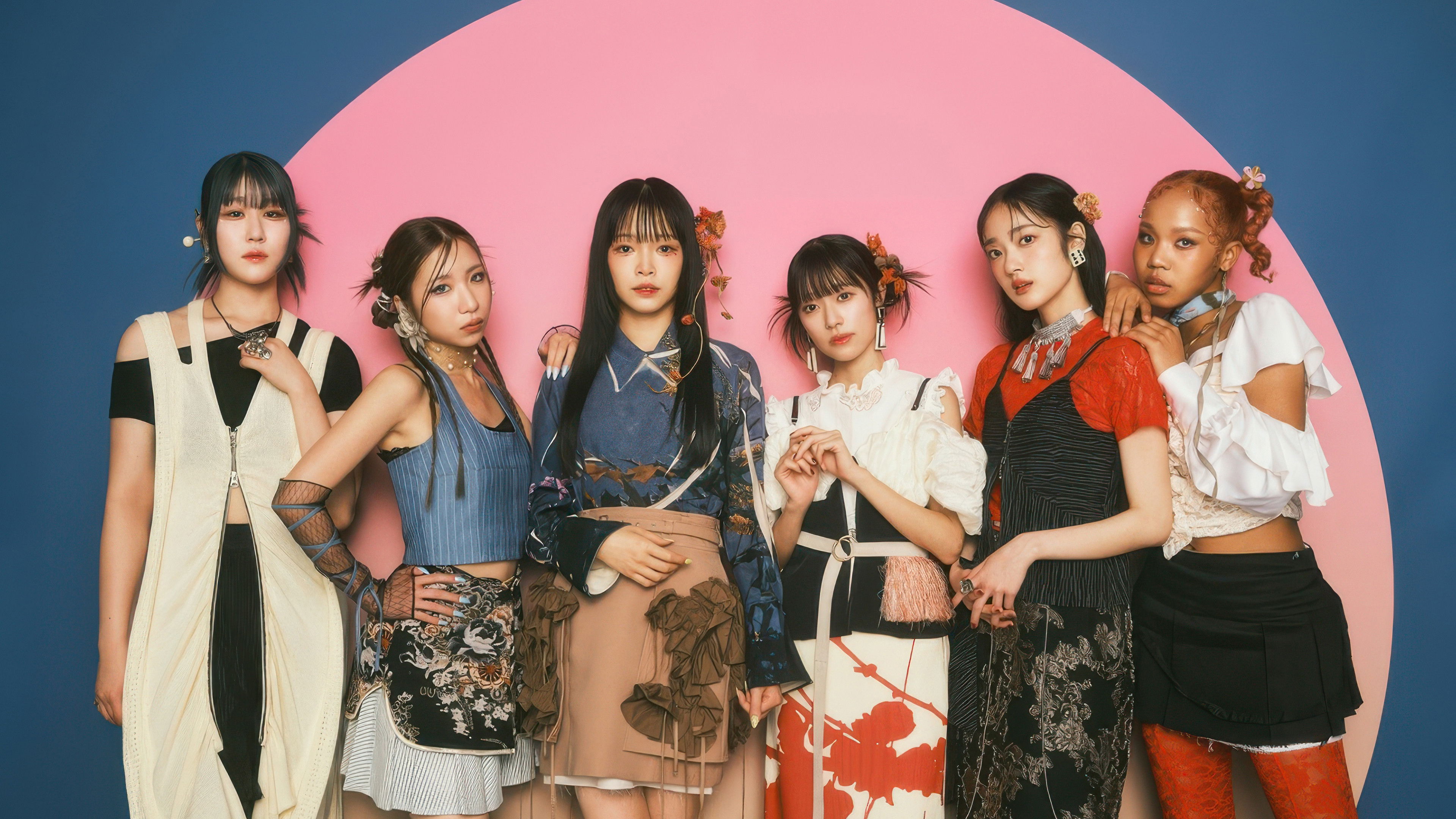 BoA LIVE TOUR 2010 IDENTITY Background