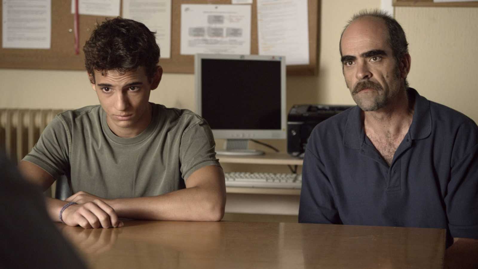 A cambio de nada Background