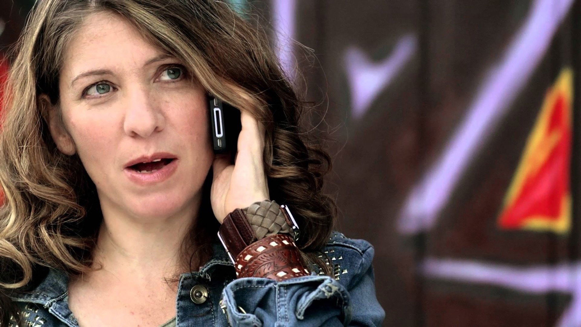 Portrait of a Serial Monogamist Background