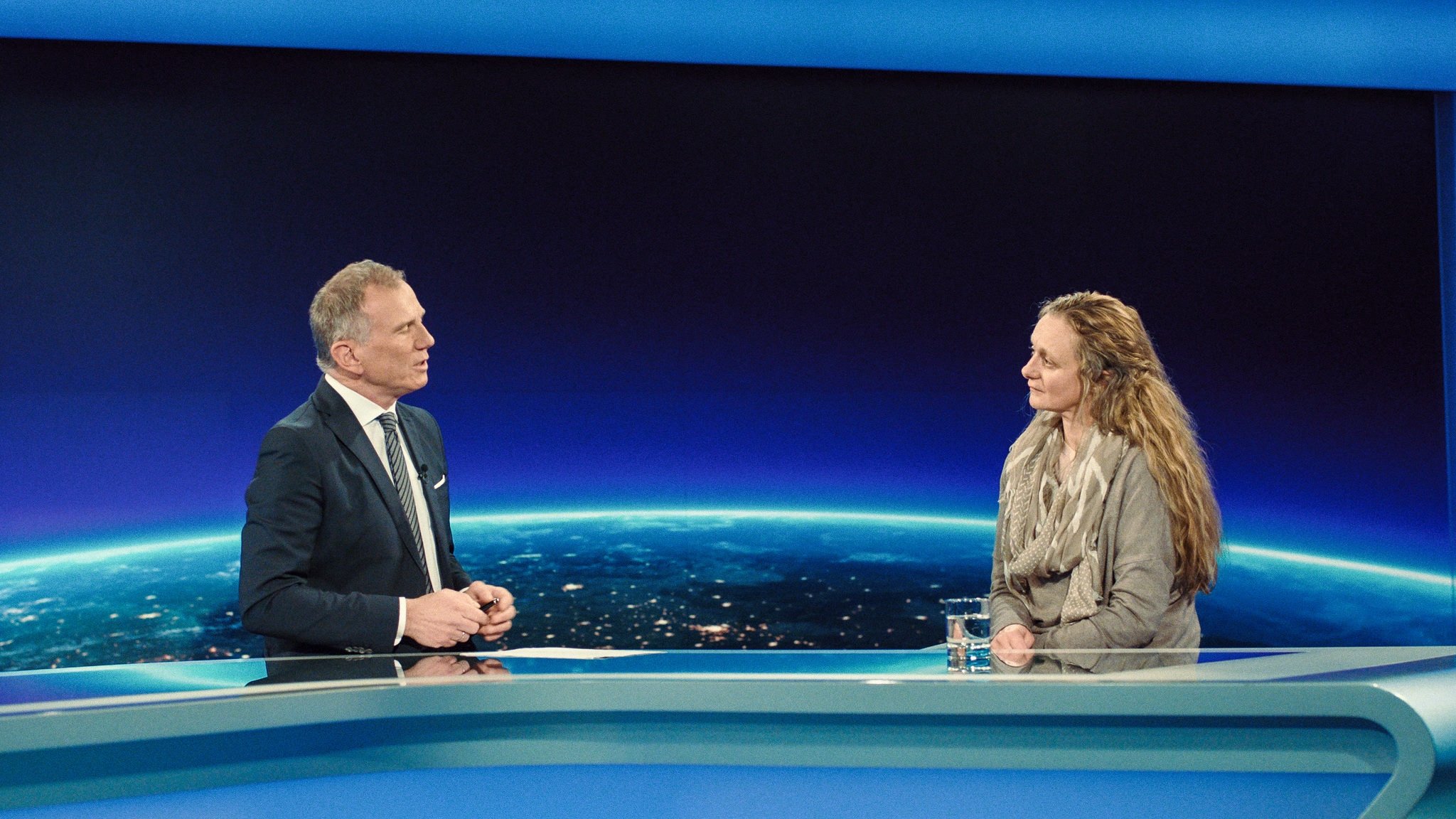 Persona non grata Background