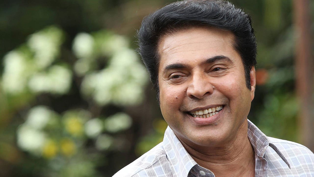 Kadal Kadannu Oru Maathukutty Background