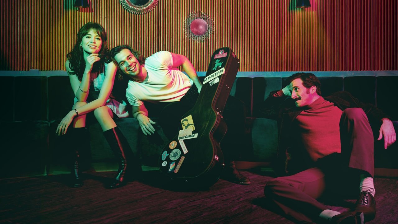 45 Revoluciones Background