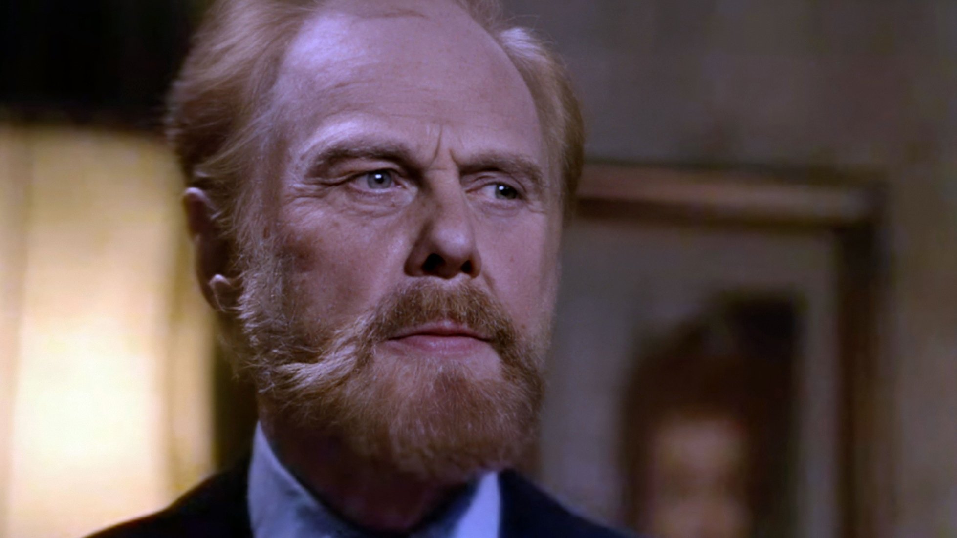 The Expert Background