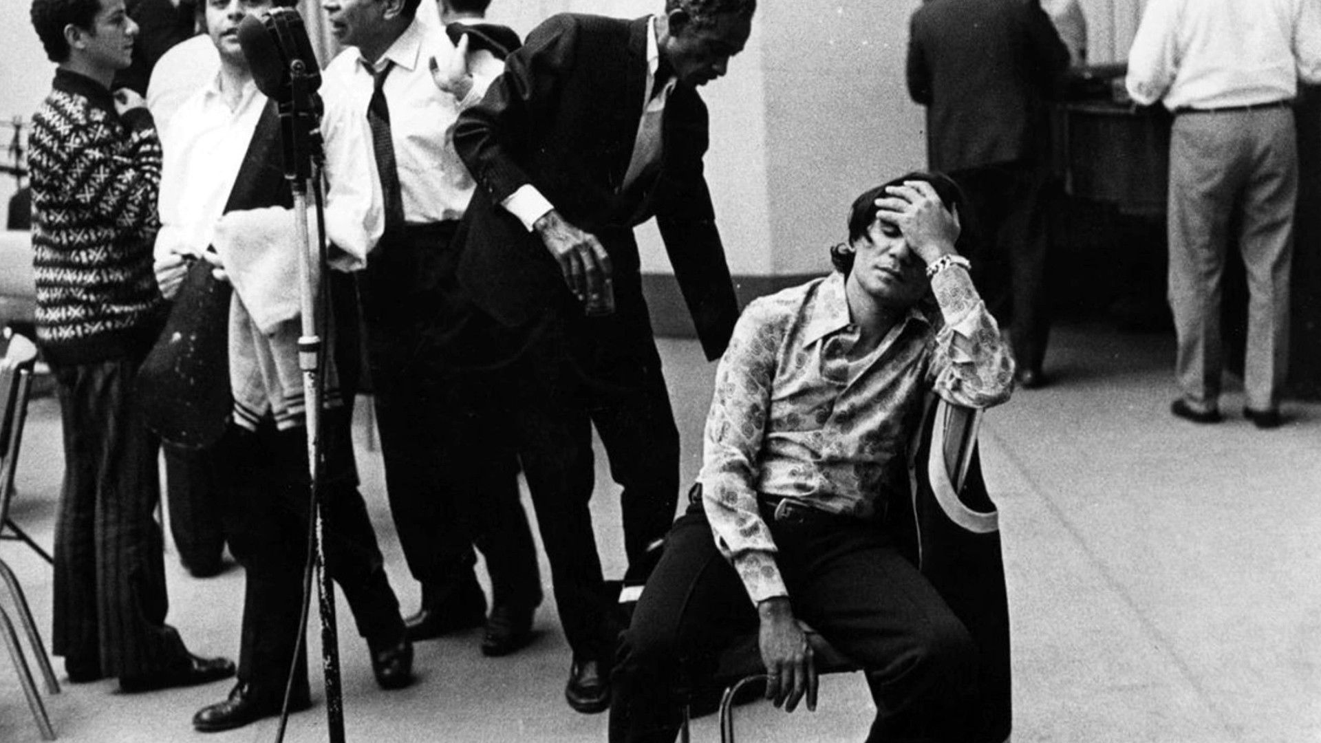 The Farewell Song Background