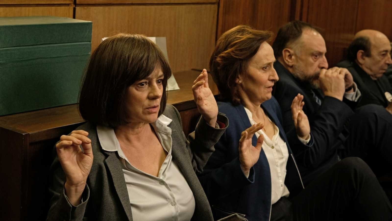 70 Binladens Background