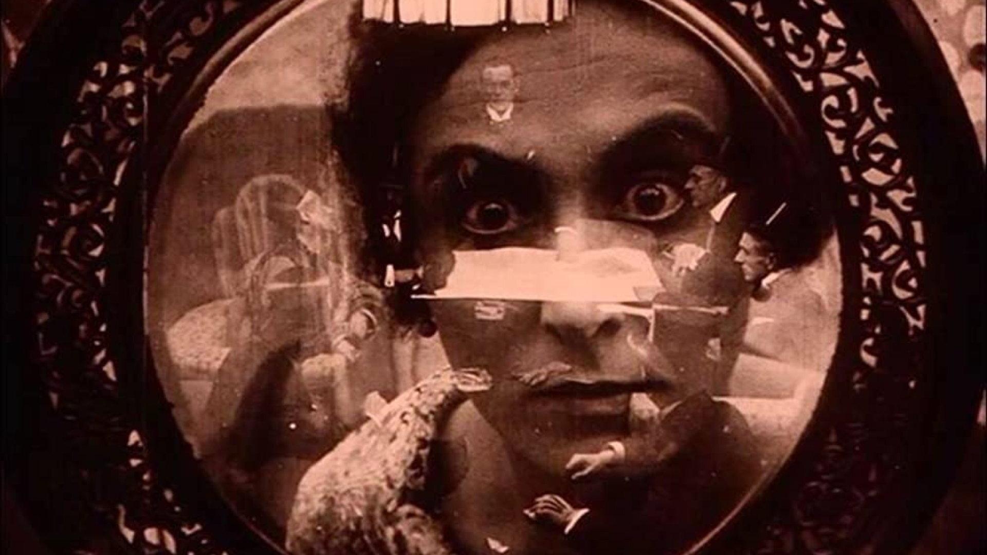 The Spiders: Part 1 - The Golden Sea Background