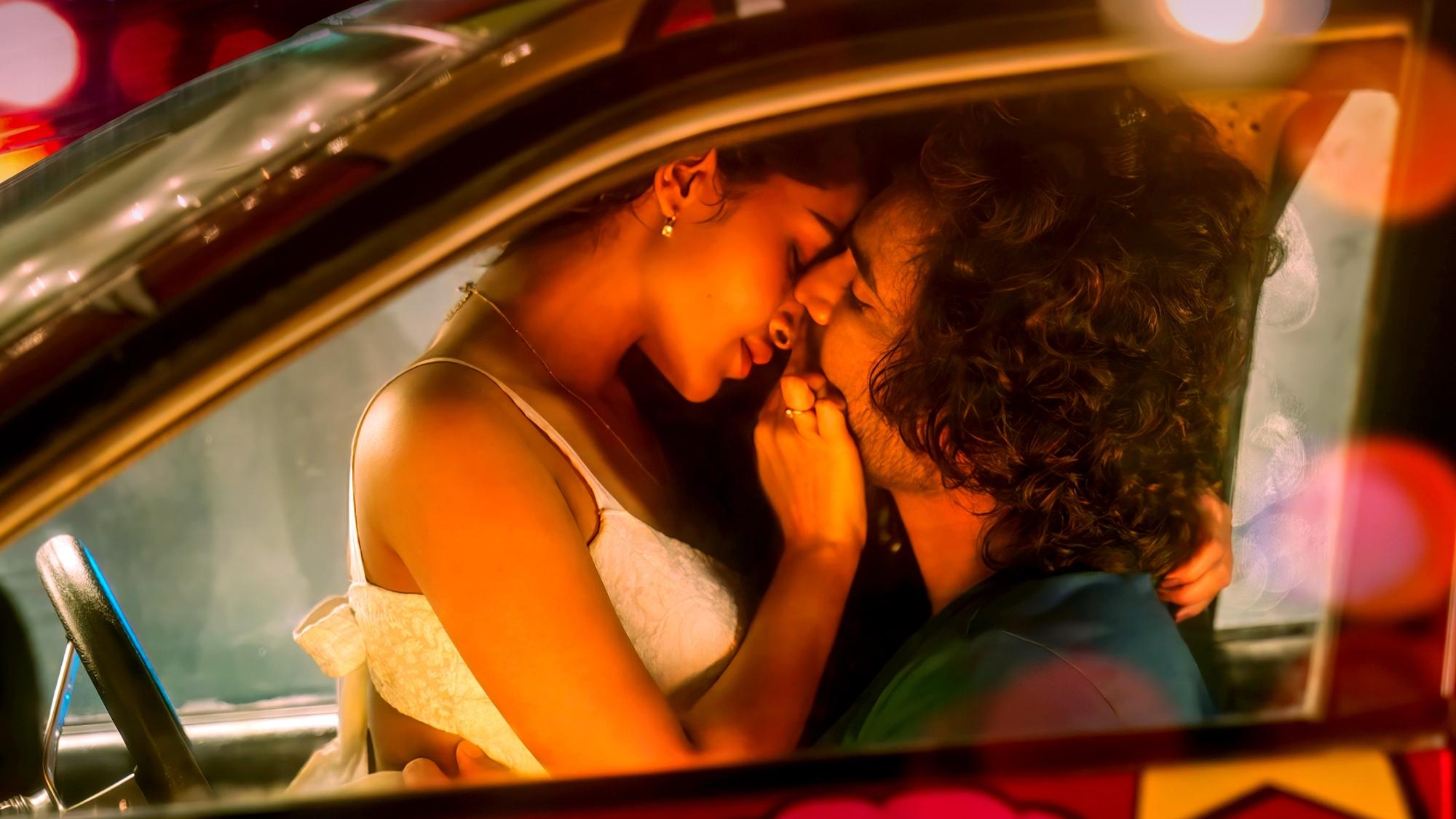 (Tillu)² Background