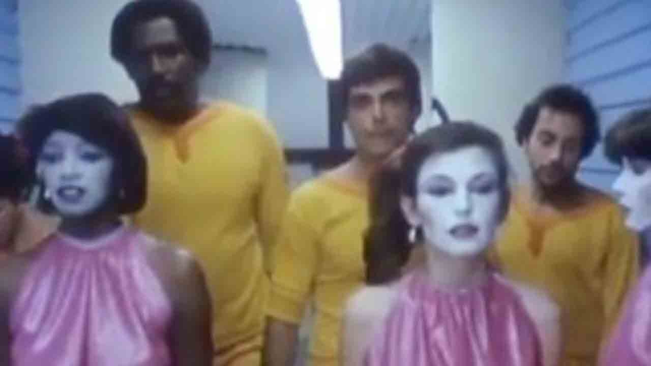 Escape from DS-3 Background