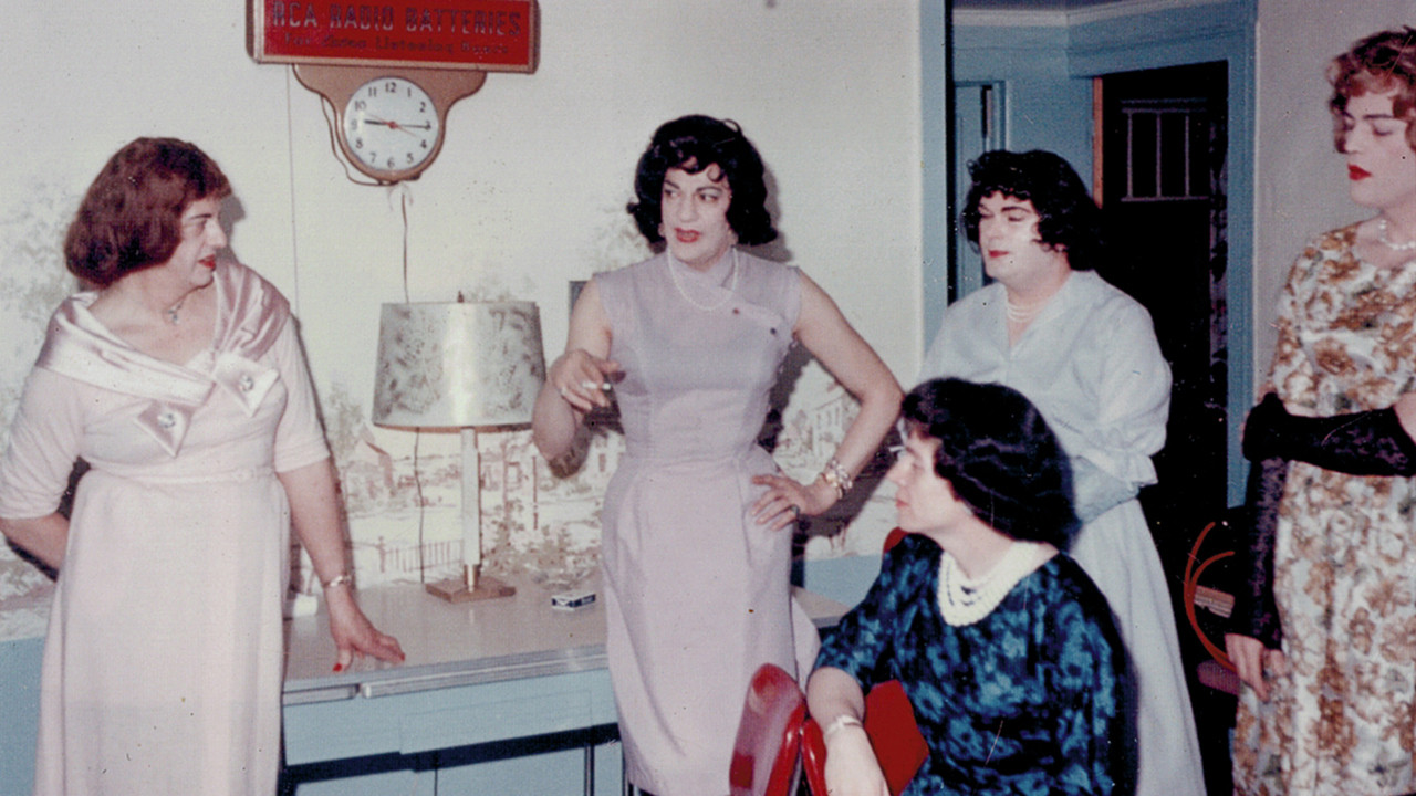 Casa Susanna Background