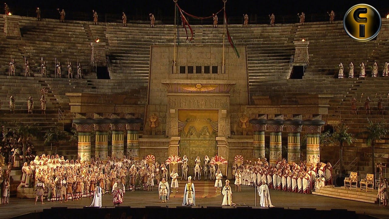 Aida - Arena di Verona Background