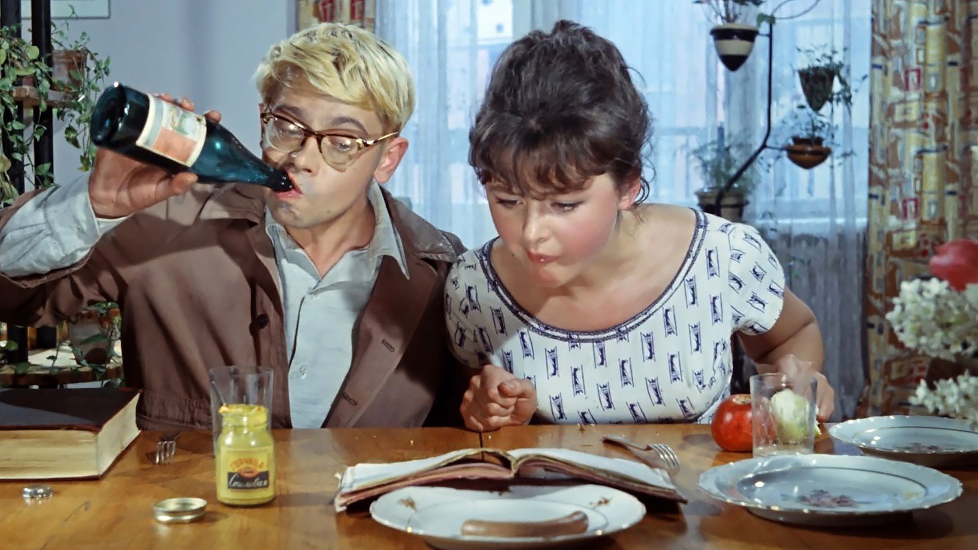 Operation Y and Other Shurik's Adventures Background