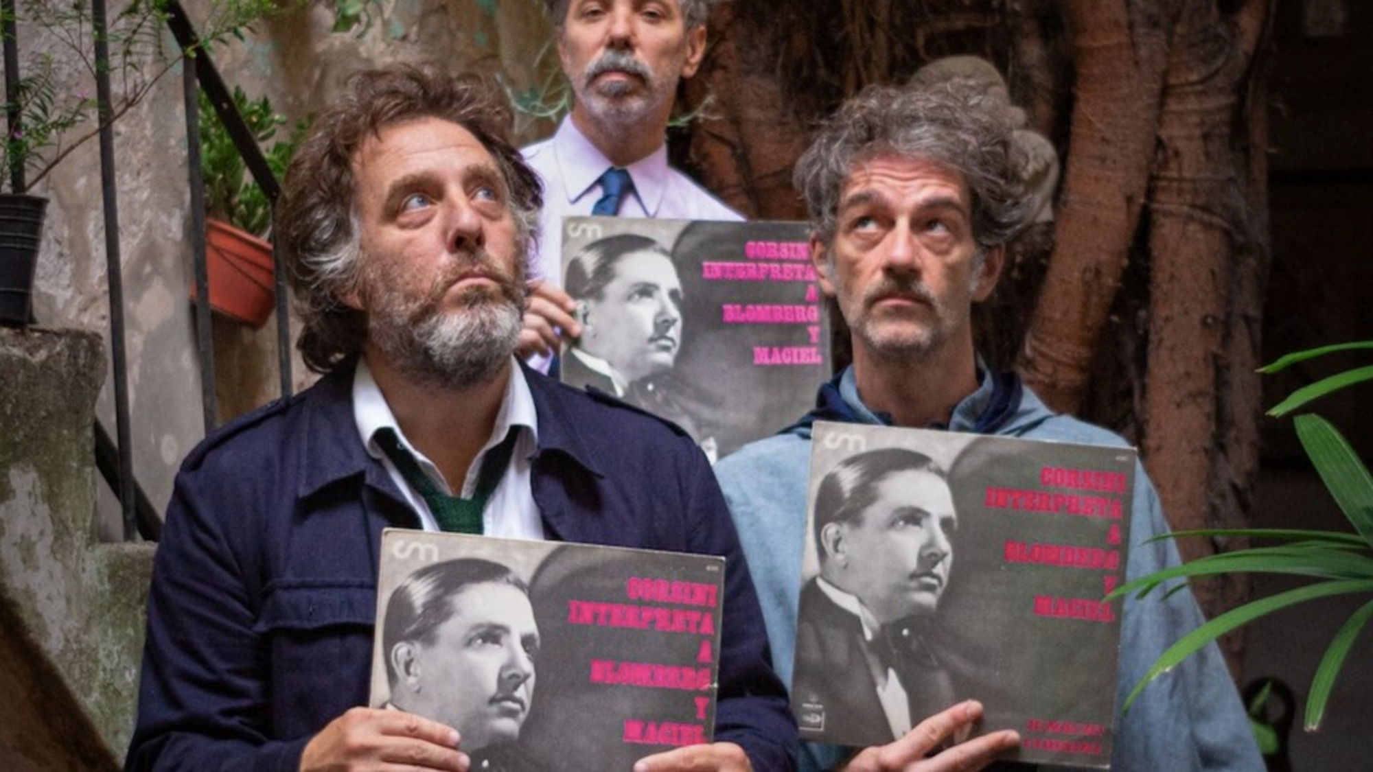 Corsini interpreta a Blomberg y Maciel Background