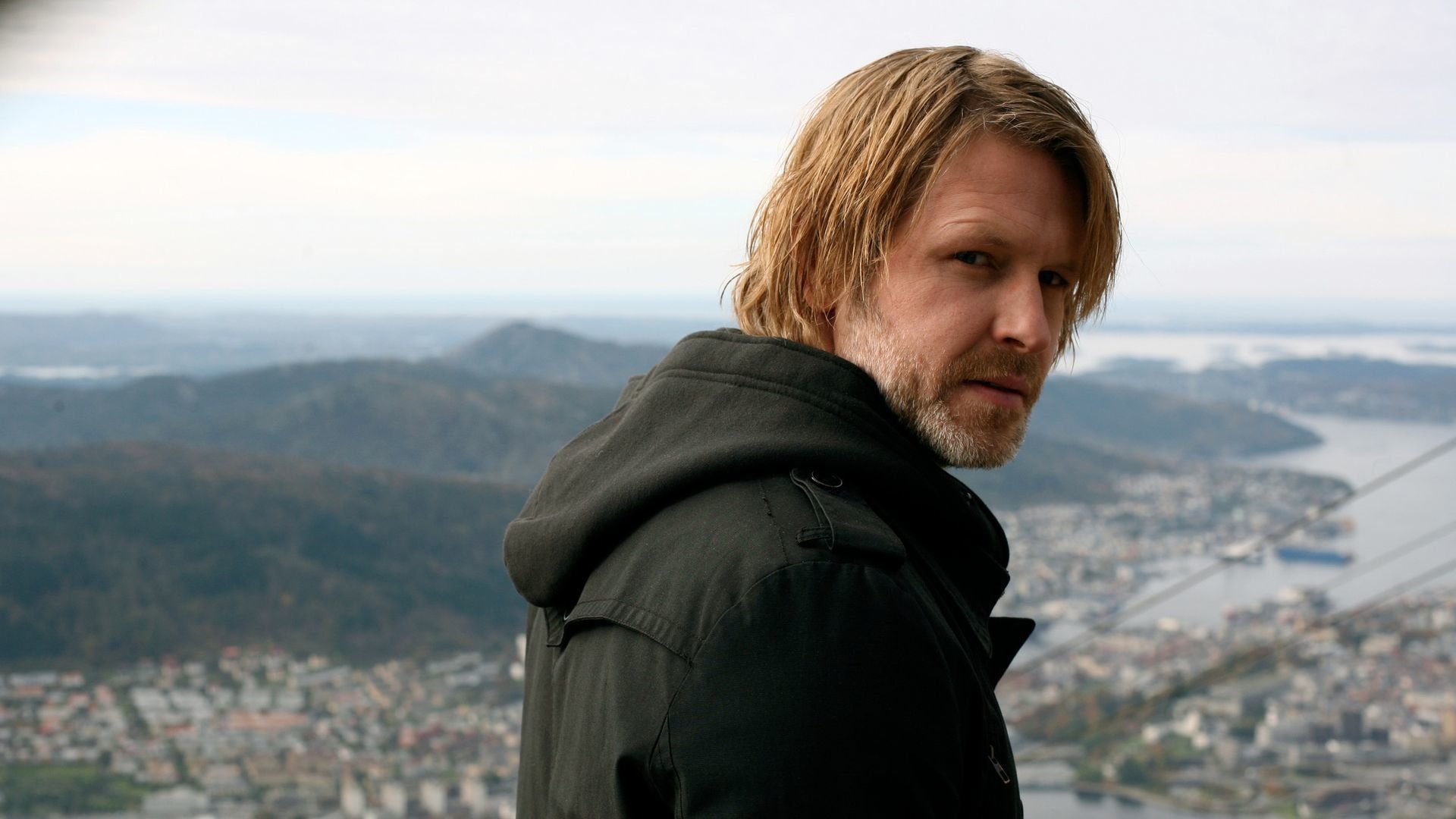 Varg Veum - Woman in the Fridge Background