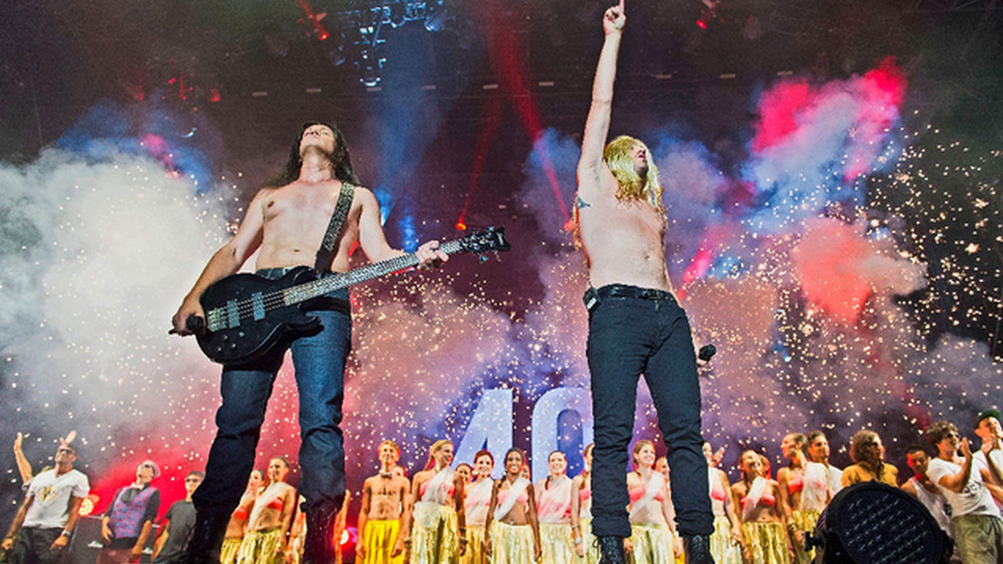 120" présente Paléo Background